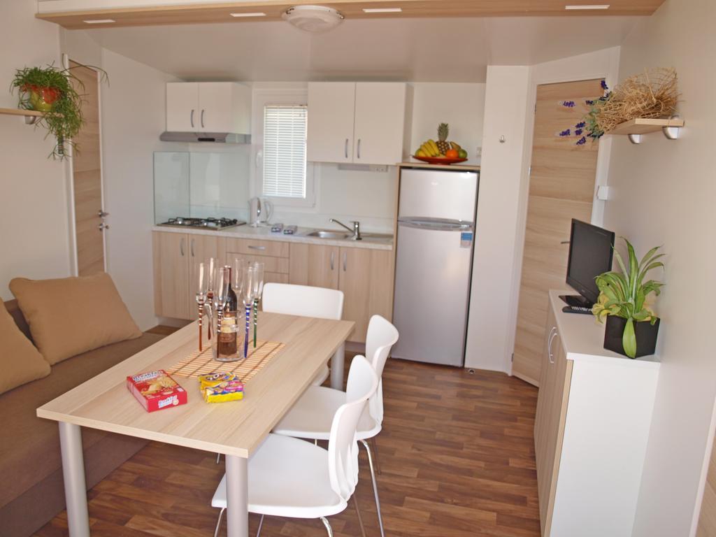 Camping Adria Mobile Home Park Umag Pokoj fotografie